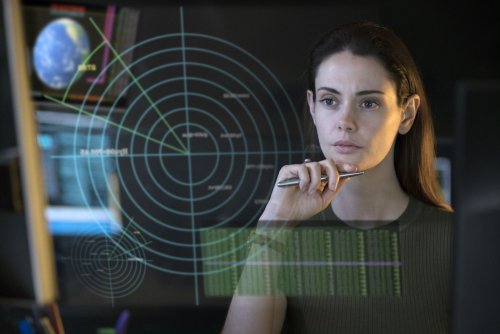 woman looking at the screen